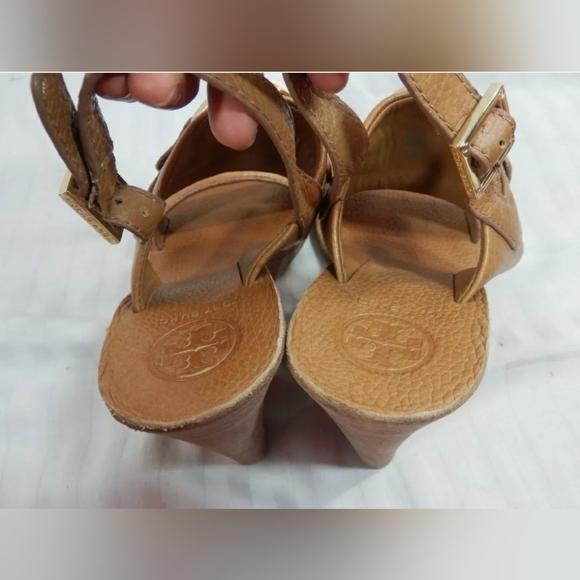 Tory Burch Designer Amanda Wedge Tan Sandals Wedge Sz 8.5 - Picture 4 of 6
